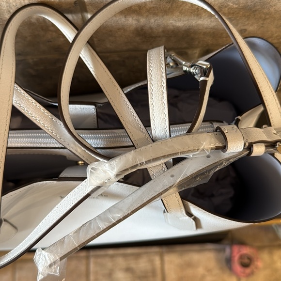 NWOT Kate Spade baby blue Harper Satchel - Picture 2 of 4